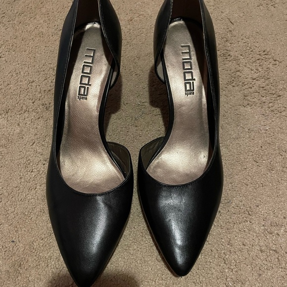 D’Orsay pump